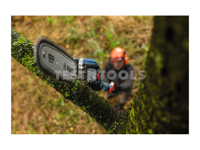 Bosch 18V Brushless Pole Pruner 2.9m 230mm Tool Only GKE18V-25TP