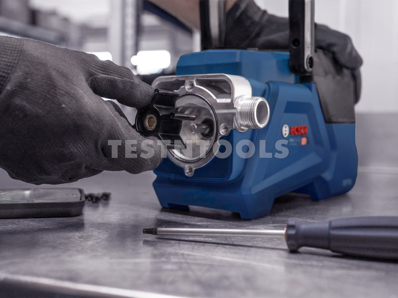 Bosch 18V Brushless Transfer Pump 2800 l/h Tool Only GTP18V-28
