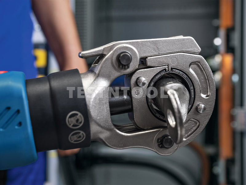 Bosch 18V Hydraulic Crimping Tool 6-300 mm² with XLBoxx Tool Only GPH18V-60