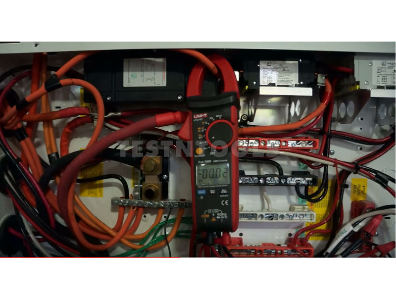 UNI-T True RMS Digital Clamp Meter 600A UT216C